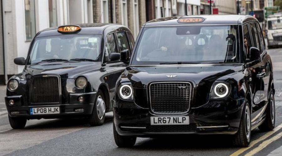  Black Cabs and Minicabs