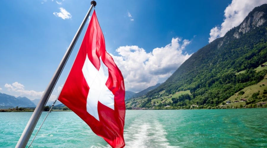 The Ultimate Guide to explore Switzerland | TRIPREVIEWHUB