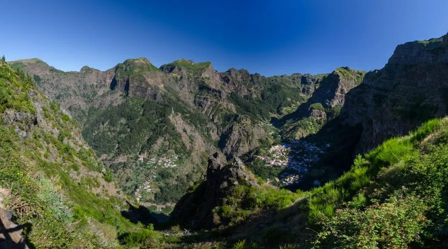Madeira panorama at Miradouro do Curtado | Tripreviewhub