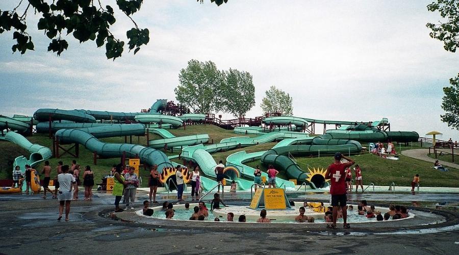 Fun Mountain Water Slide Park, Winnipeg, Man