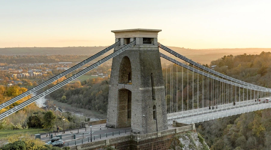 Visit Iconic Bridges