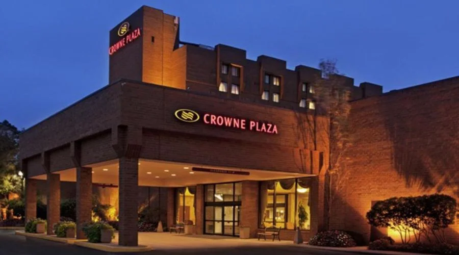 IHG hotel Crowne Plaza Columbus North - Worthington