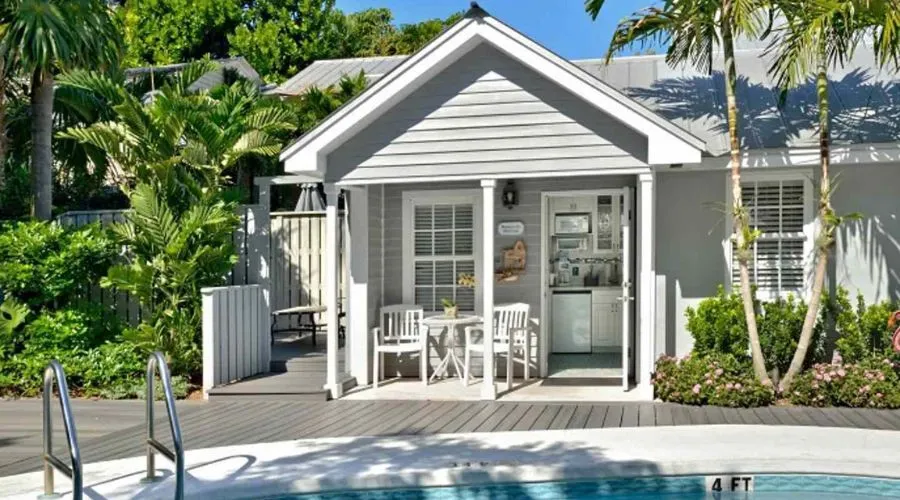 Beachside Cottage with Shared Hot Tub & Short Walk to Beaches