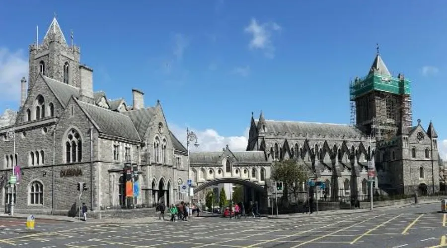 Stylish, Luxury Hotel Close to Christ Church Cathedral