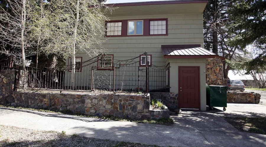 Walk to Everything Ouray – Very Well-Suited Cottage – Pet Friendlyl | tripreviewhub