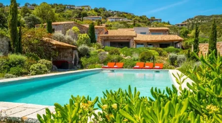 villas for rent in Corsica