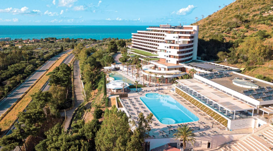 Costa Verde Aqua & Spa Hotel
