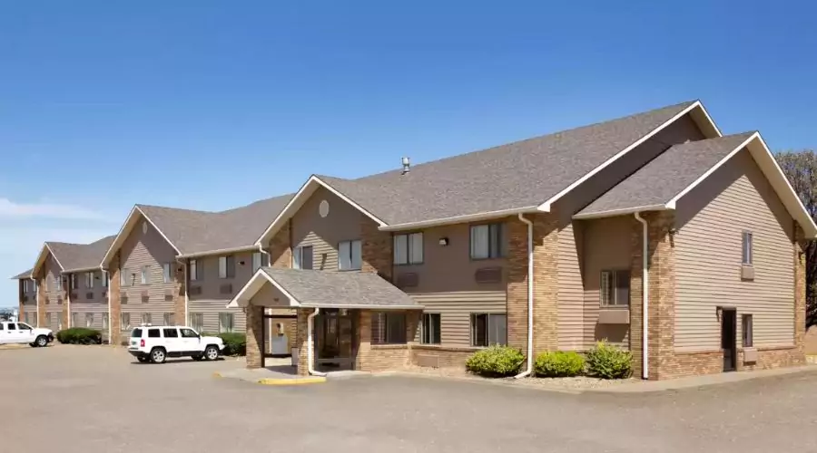 Smoky Hill Inn And Suites